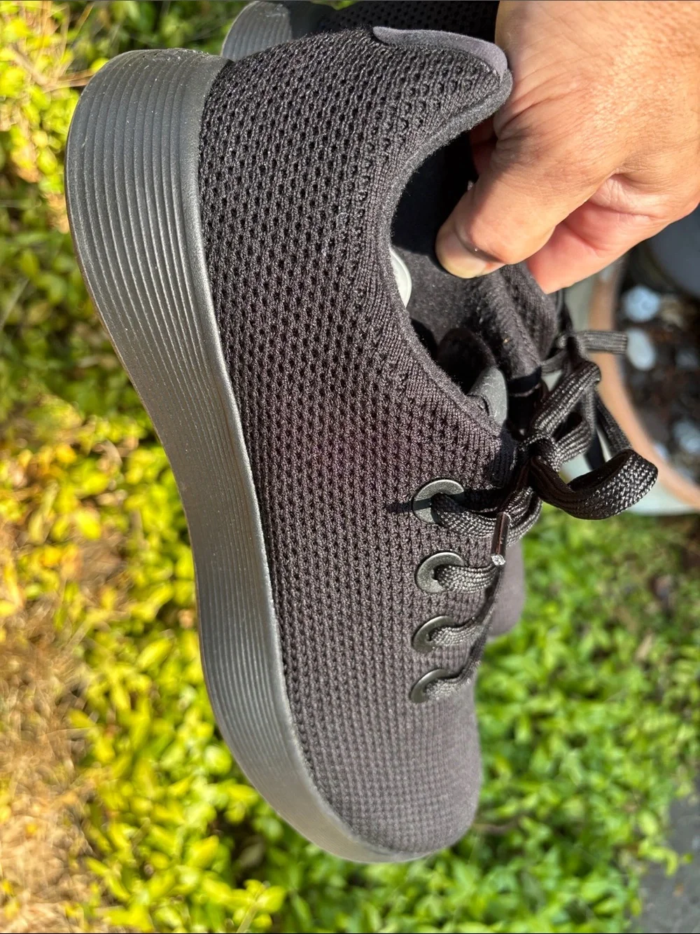 allbirds tree Runner, Men's size 10 Runner Sneakers - Black, new condition